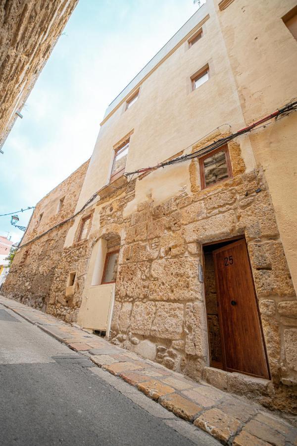 Apartamento 2 En La Muralla Romana Junto A La Catedral Tarragona Bagian luar foto